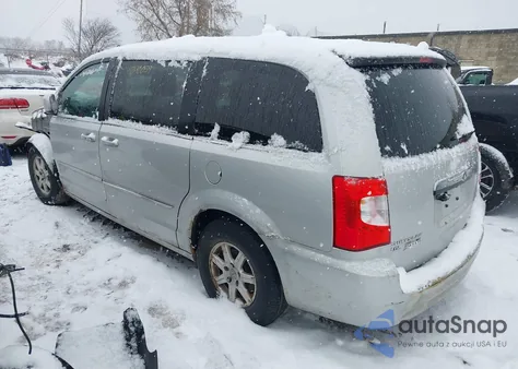 2012 Chrysler Town & Country Touring z USA, uszkodzony, nr VIN 2C4RC1BG4CR251578